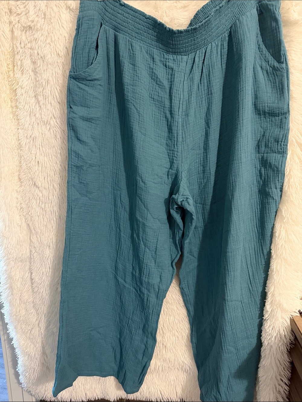 NWOT Women’s Teal Wide-Leg Gauze Pants with Smocked Waist